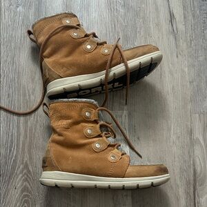 Sorel Suede Lace-Up Ankle Boots - Tan Brown